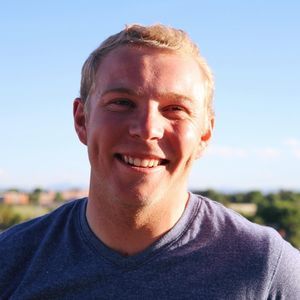 Meet your Posher, Easton